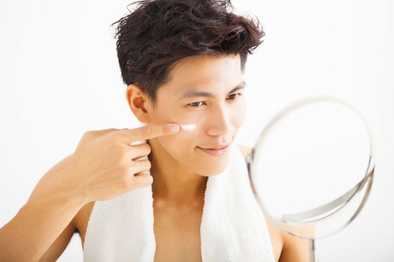 10 step Korean skincare routine for men to get glass or chok-chok skin