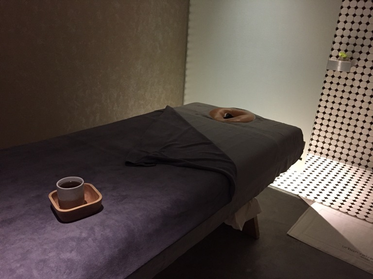 urban retreat onsen spa treatment area