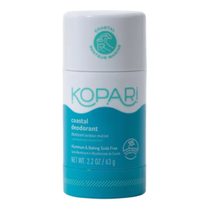 Terkenal di Sephora, Kopari Aluminium Free Coconut Deodorant menjadi antara deodorant terbaik untuk bau badan kerana haruman tembikai susu dan kulit oren.